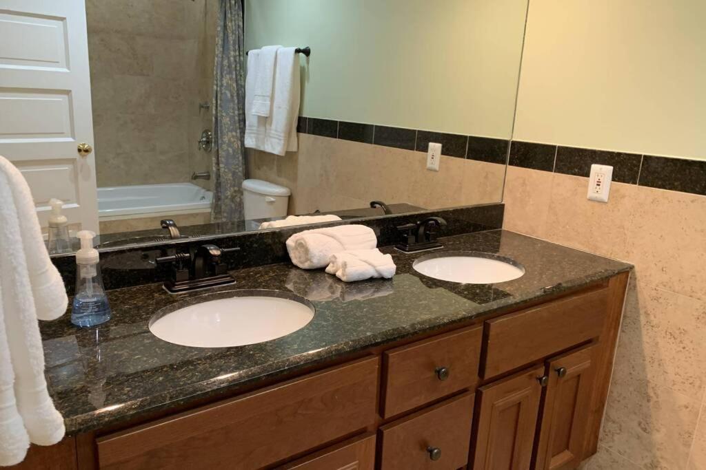 Studio Flat In The Heart Of Downtown شيكاغو المظهر الخارجي الصورة