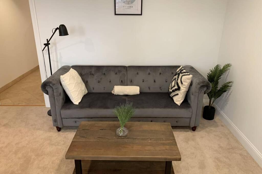 Studio Flat In The Heart Of Downtown شيكاغو المظهر الخارجي الصورة
